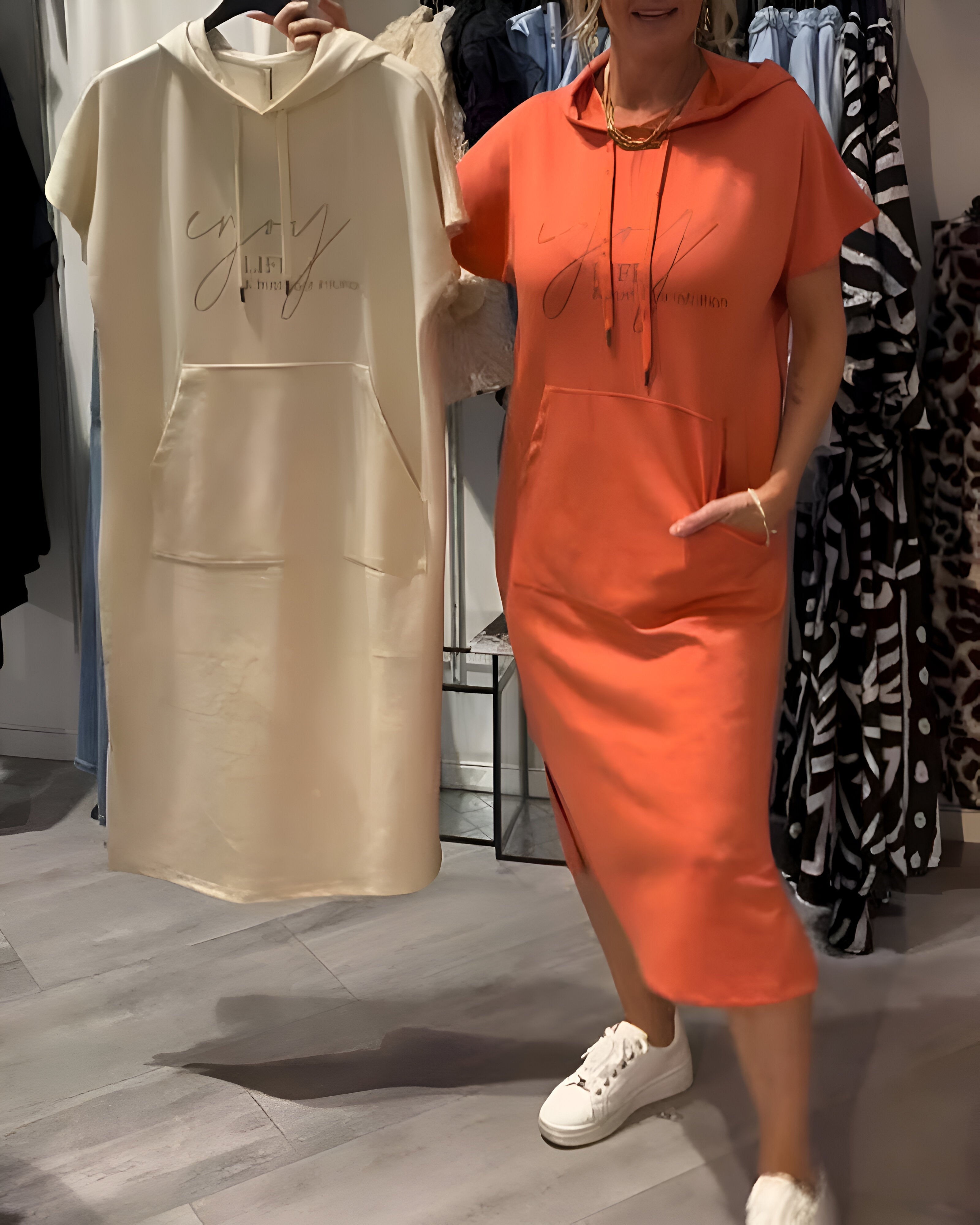 Abito Felpa Casual con Cappuccio