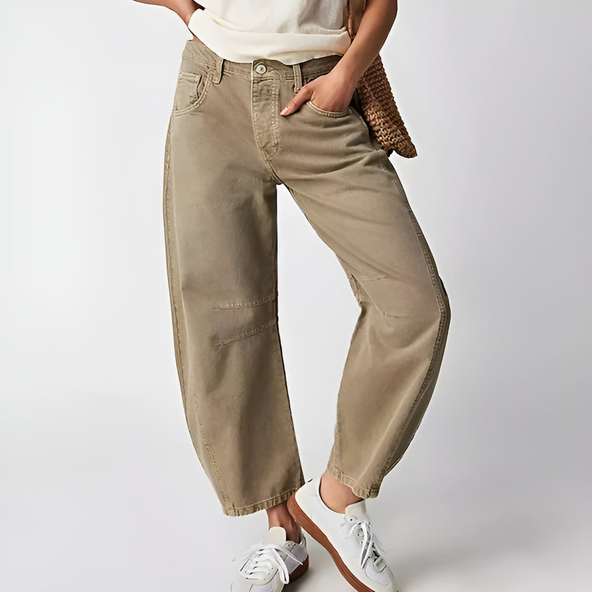 Isabella - High Waist Women's Relaxed Jeans